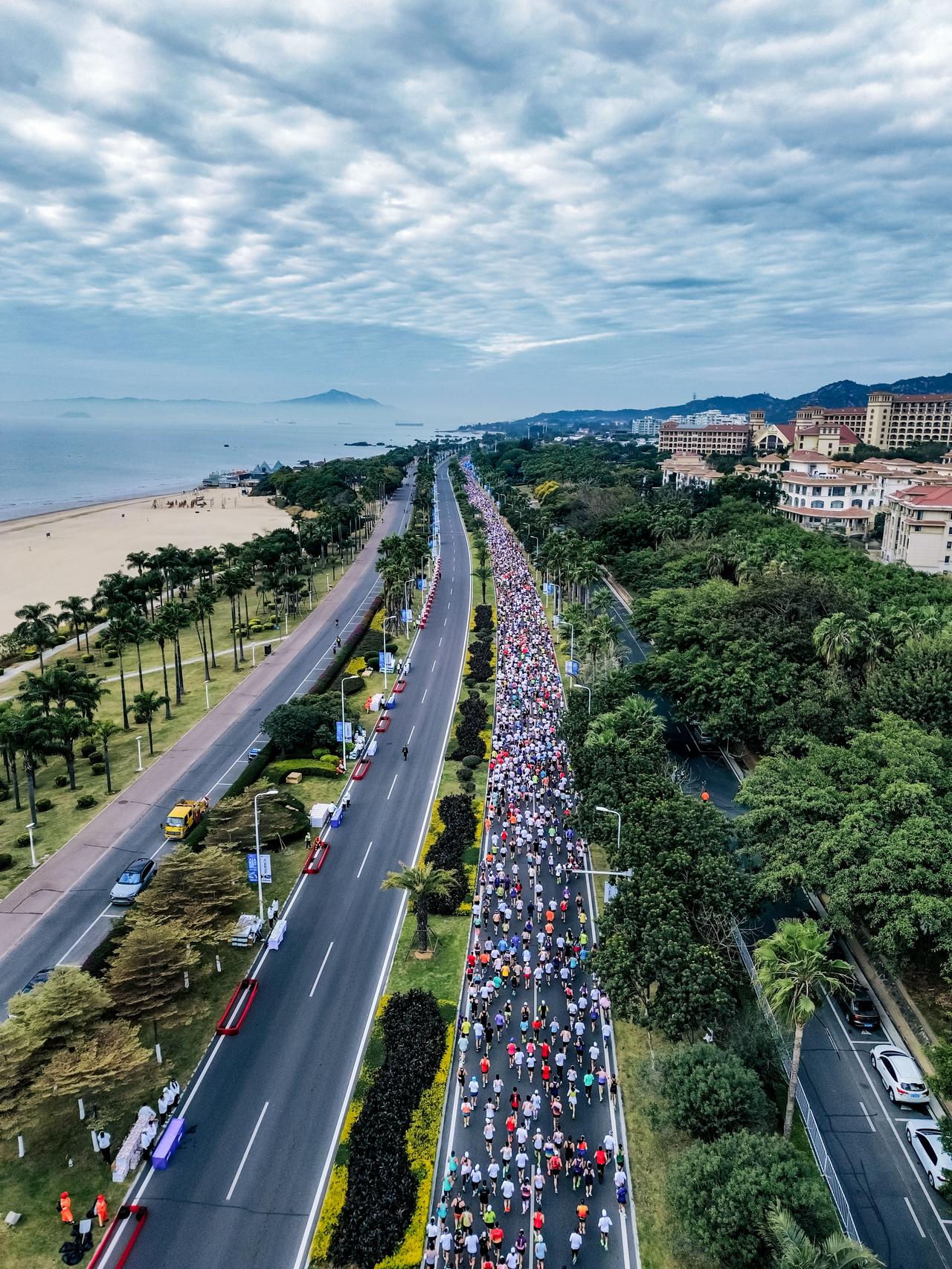 早🌞 新年好 ❤️
2026年第一天 给自己立一些Flag 📝
 
1.__