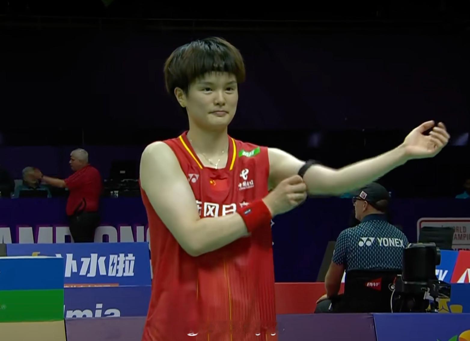 王祉怡成为辛杜自2013年出战世锦赛以来，第一位在世锦赛击败辛杜的国羽女单选手！