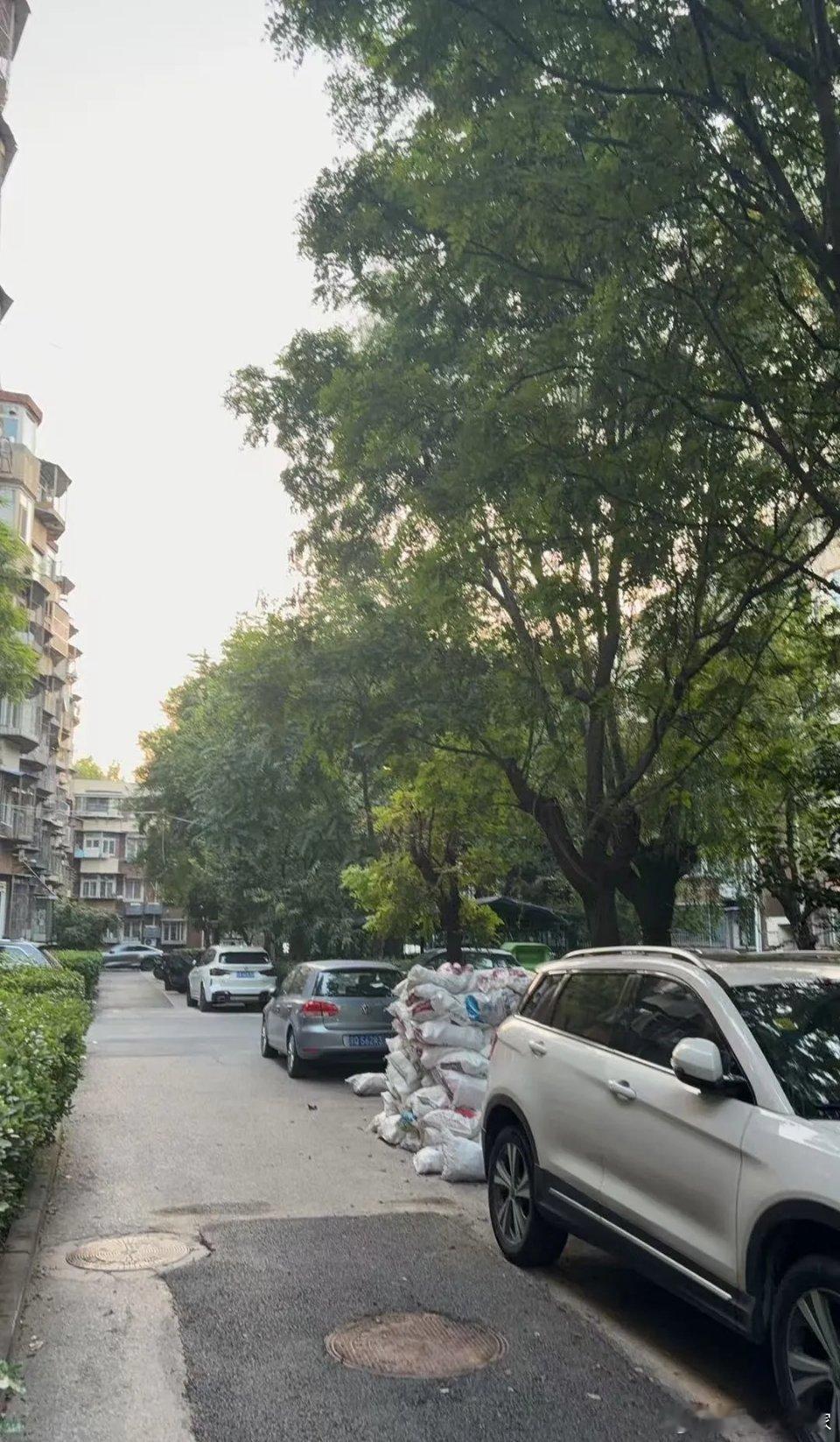 a股沪指日线目前是空头趋势，五周十周二十周三十周也已经向下，月线呢？五月死叉十月