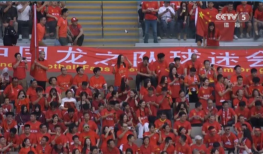 0-4结束 睡觉💤结果就不批评了但是这个进决赛的过程让中国人再次从足球中体会到