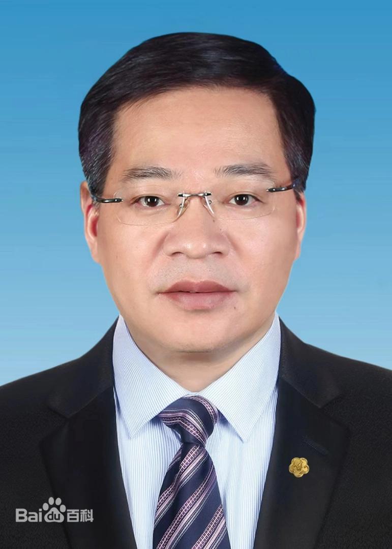 王凯长期在对外支援口工作，曾任江苏省对口支援青海省海南藏族自治州前方指挥部总指挥