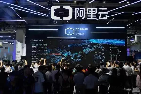 欧美率先动手，微软和西门子强强联合，中国企业不得不防！

就在前两天，微软宣布和
