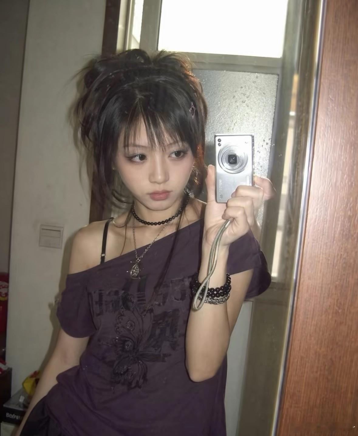 这里只有一张是实拍 猜猜哪张？答案在评论区第一次对AI感到恐惧