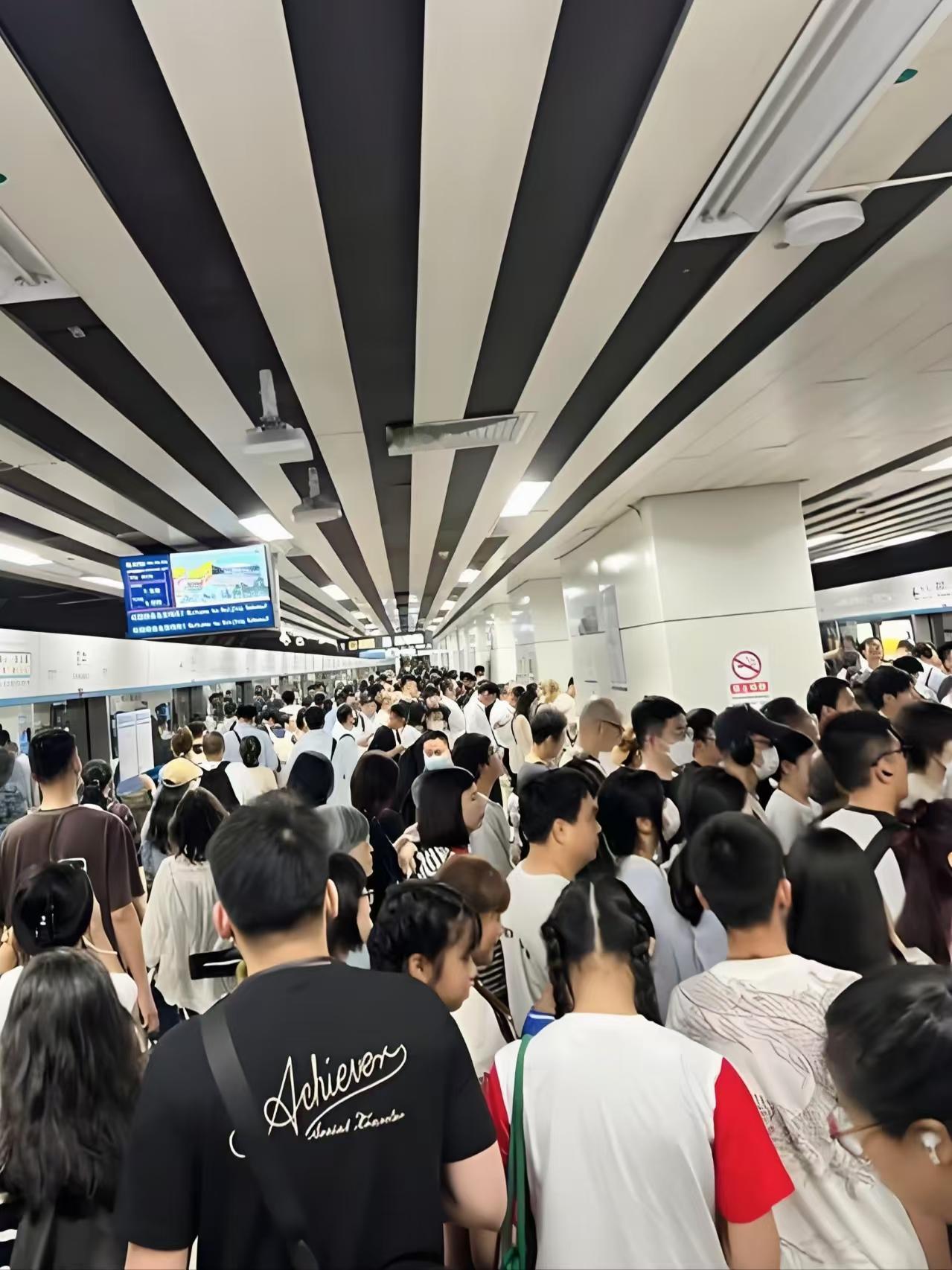下周天津地铁要“挤爆”了！一号线的改运行图也有所调整，开学通勤太难了！你准备好了