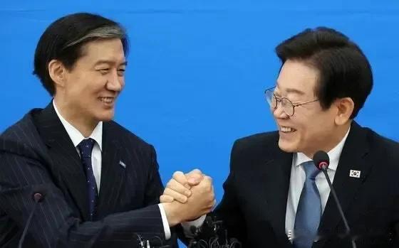 韩国光复节特赦83万人！曹国夫妻洗白，尹锡悦却“牢底坐穿”？李在明这盘棋下得太狠