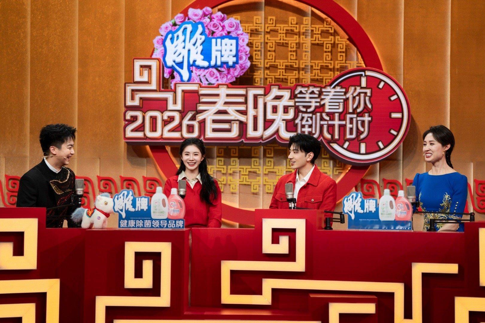 海来阿木唱刘浩存跳海来阿木刘浩存合作梦底海来阿木唱刘浩存跳！完全是一个意想不到的