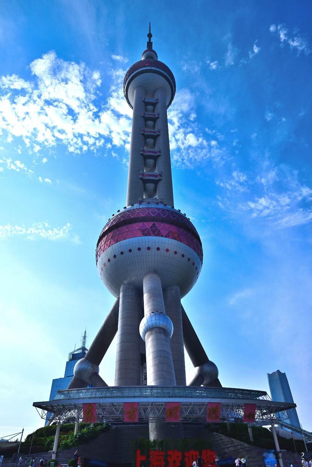 印象.上海(之二)——上海，一座充满活力和魅力的城市，它有着丰富多彩的文化和历史