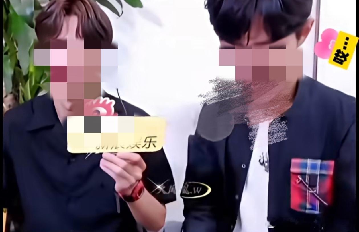 不知道请了那家公司想出的主意不公开出柜但是铺天盖地暗示两人关系这种做法非常猥琐大