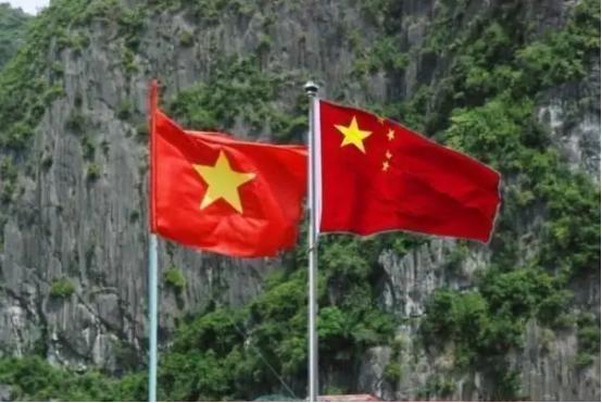 越南为什么对美国、日本、法国都能逐渐放下，却始终对中国心存芥蒂，表面看是历史恩怨
