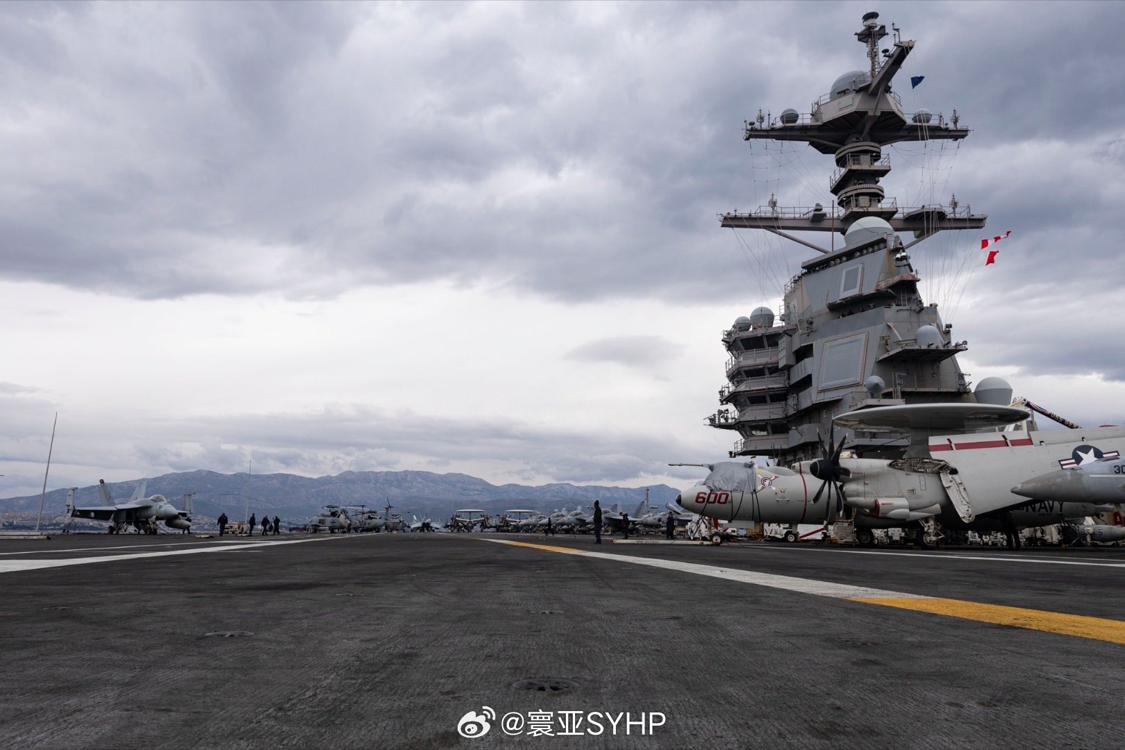 美军福特号航母离开克罗地亚美国海军第六舰队：经过五天的维修和补给之后， 4月2日