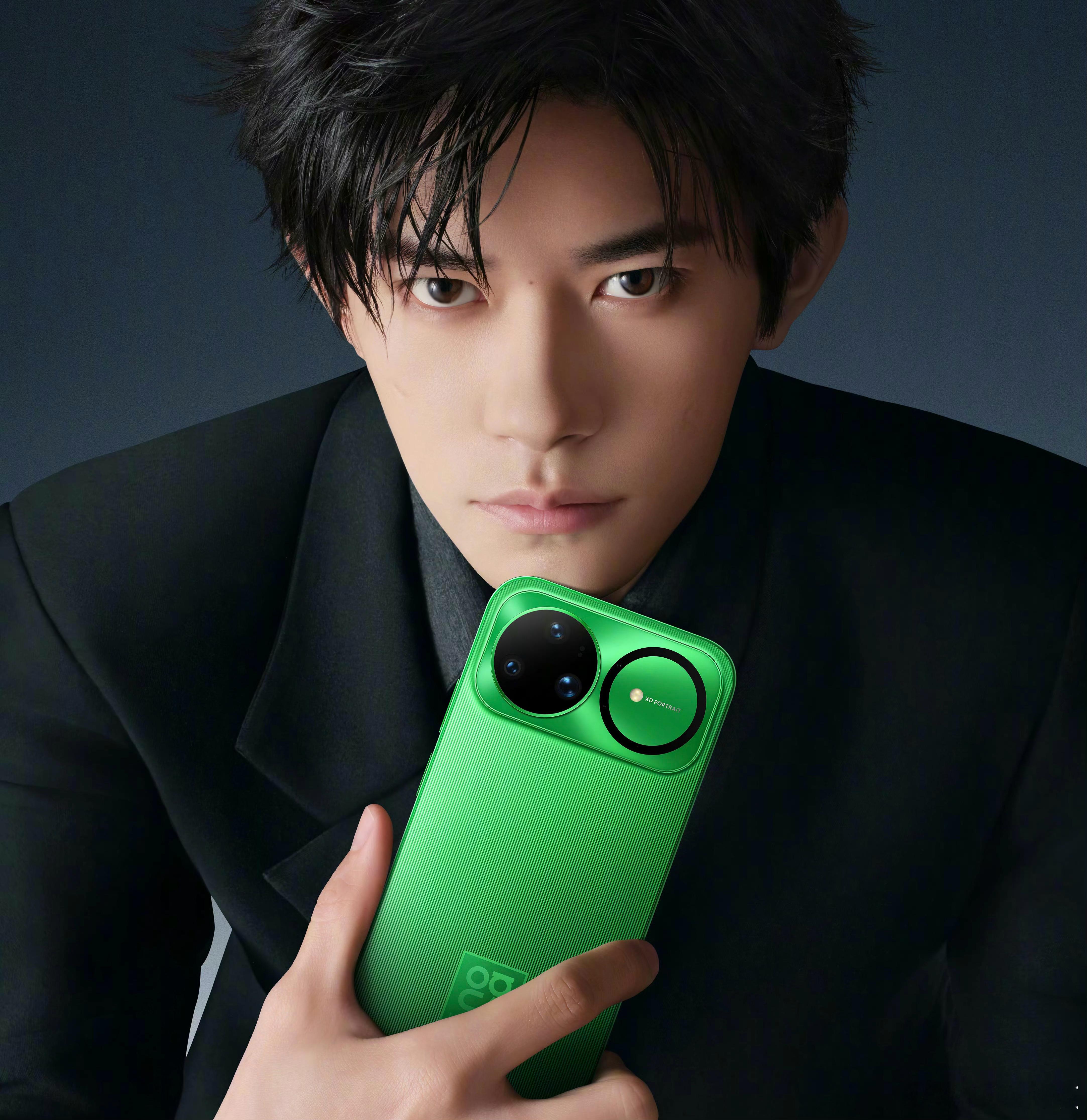 易烊千玺+华为nova 15 Ultra 