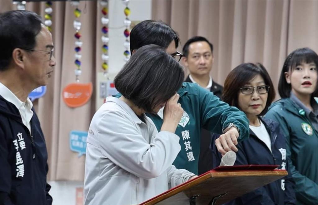 大陆发射卫星，台军方却狂发警报、且英文用“飞弹”（missile）吓坏岛内民众，