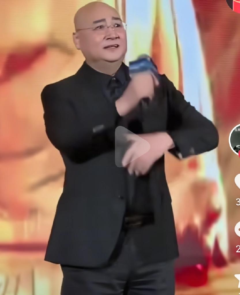 迟先生的状态真的是越来越好啊，真的是肉眼可见的那种发自内心的那种开心啊，未来一切
