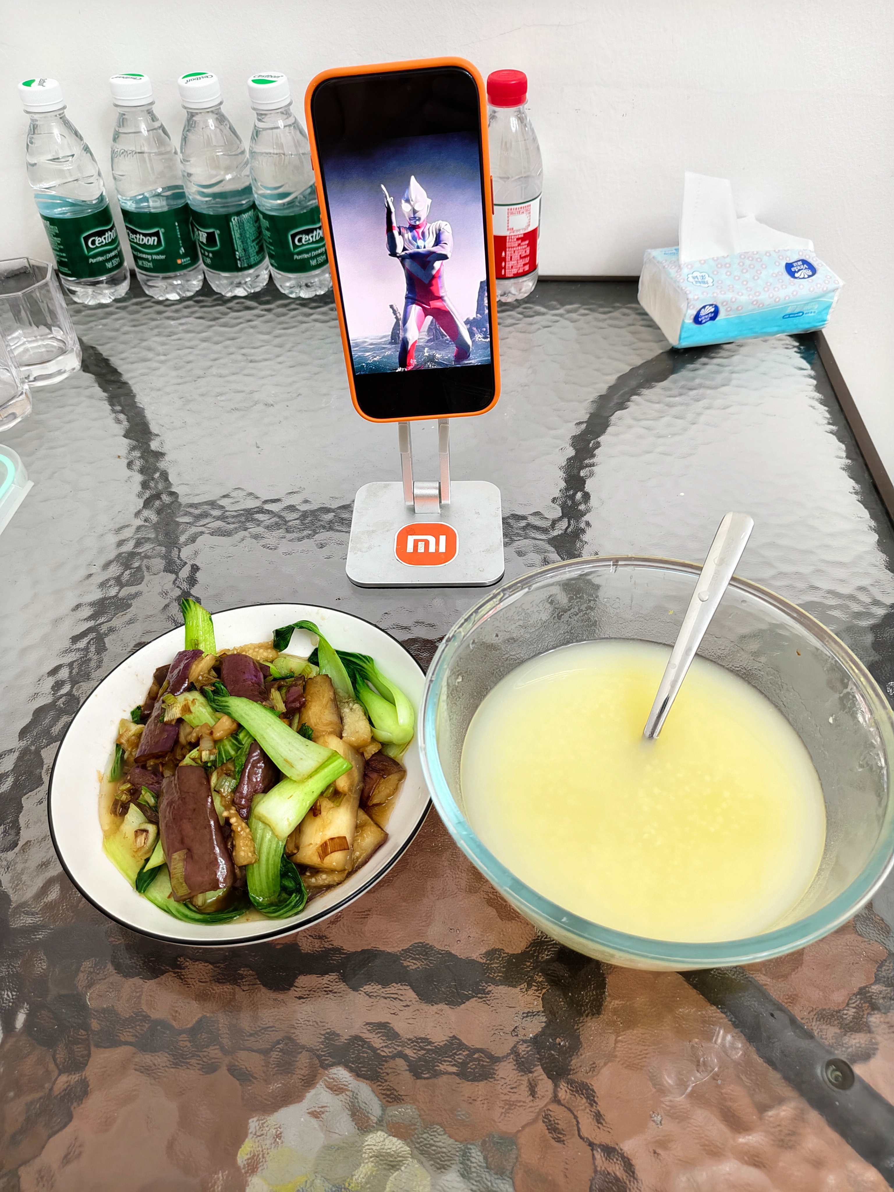 真心建议大家，多和做饭好吃的人做朋友。做饭好吃的人，本质上都是高能量的人，厨艺反