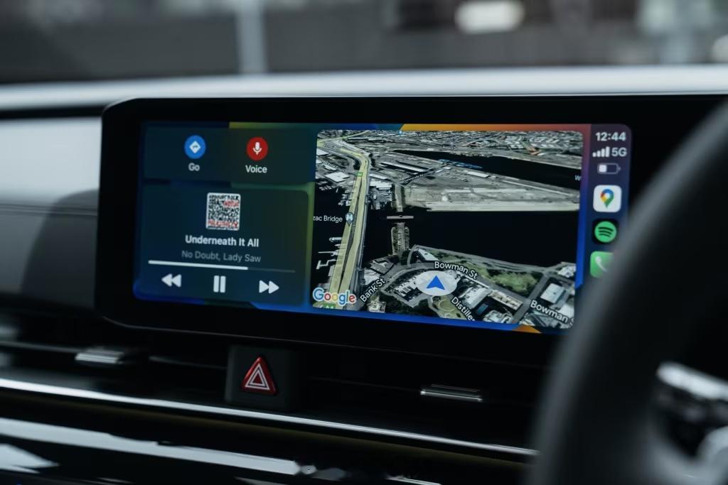 澳洲市场的起亚嘉华HEV GT-Line，虽然离经典MPV路线越来越远，但在传统