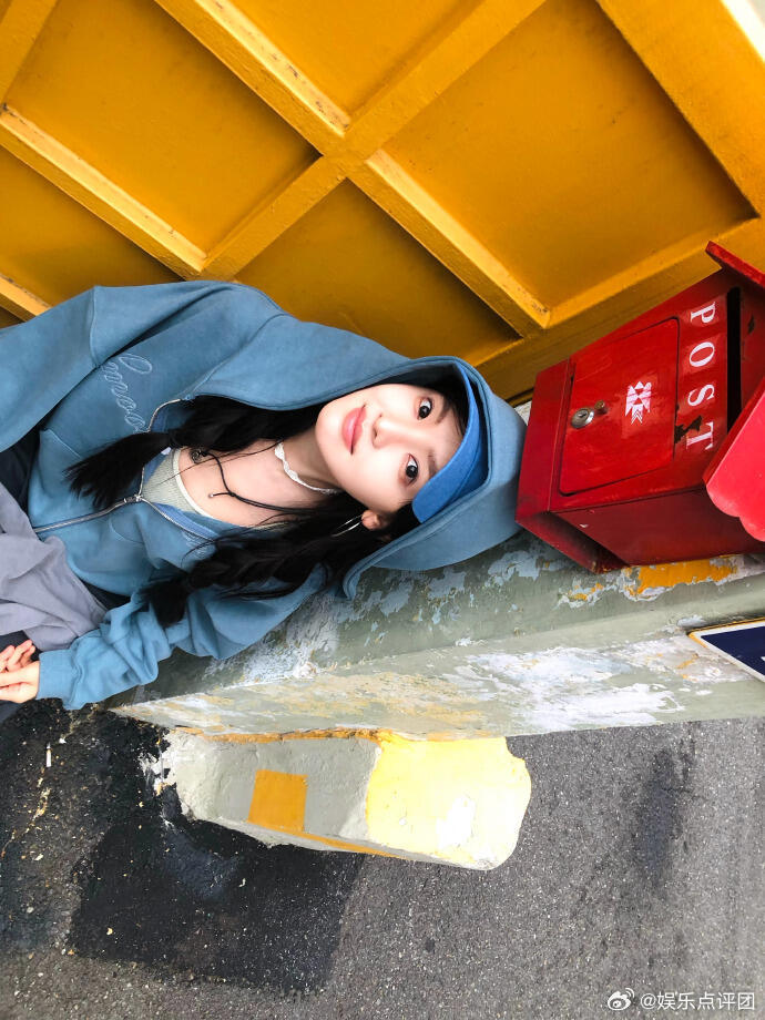 章若楠照片能不能直接发网盘  章若楠美图多到存不完！女神和温俊狂晒旅游照，求直接
