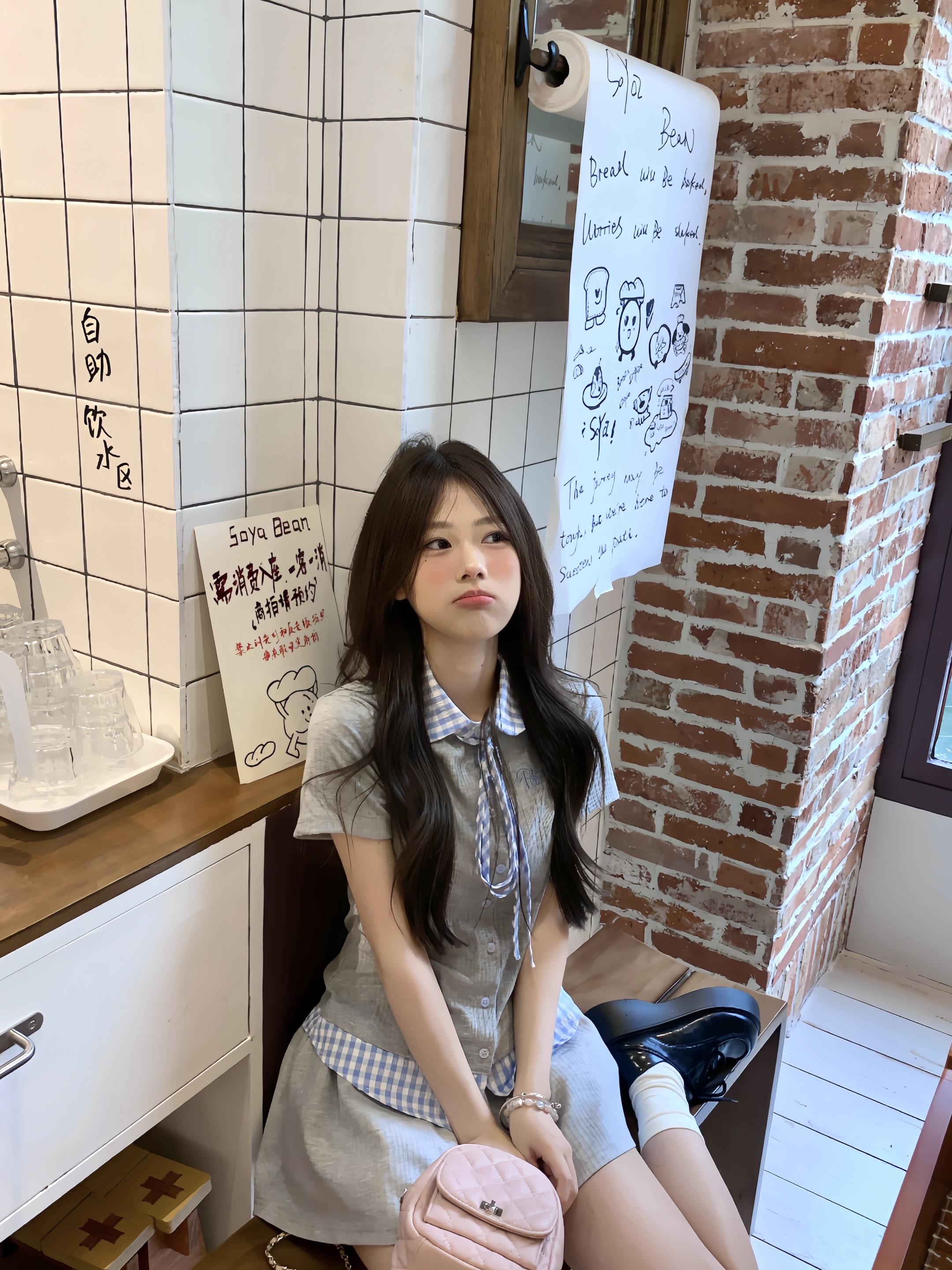 小猫电台☆₊⁺🦴🐾₊⁺★ 🍧