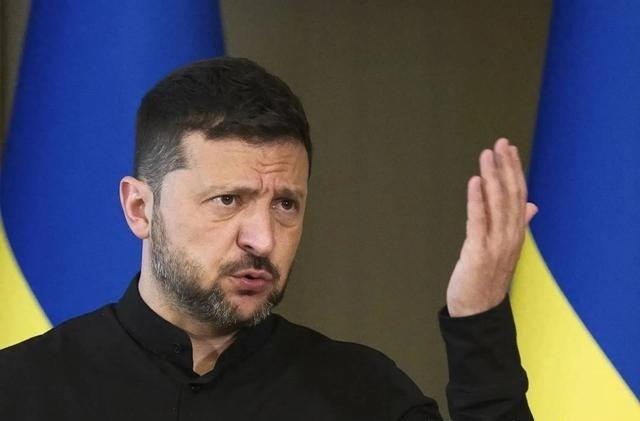 据美国媒体报道，美国分析专家麦克格雷戈在接受采访时称，乌克兰总统泽连斯基在迈阿密