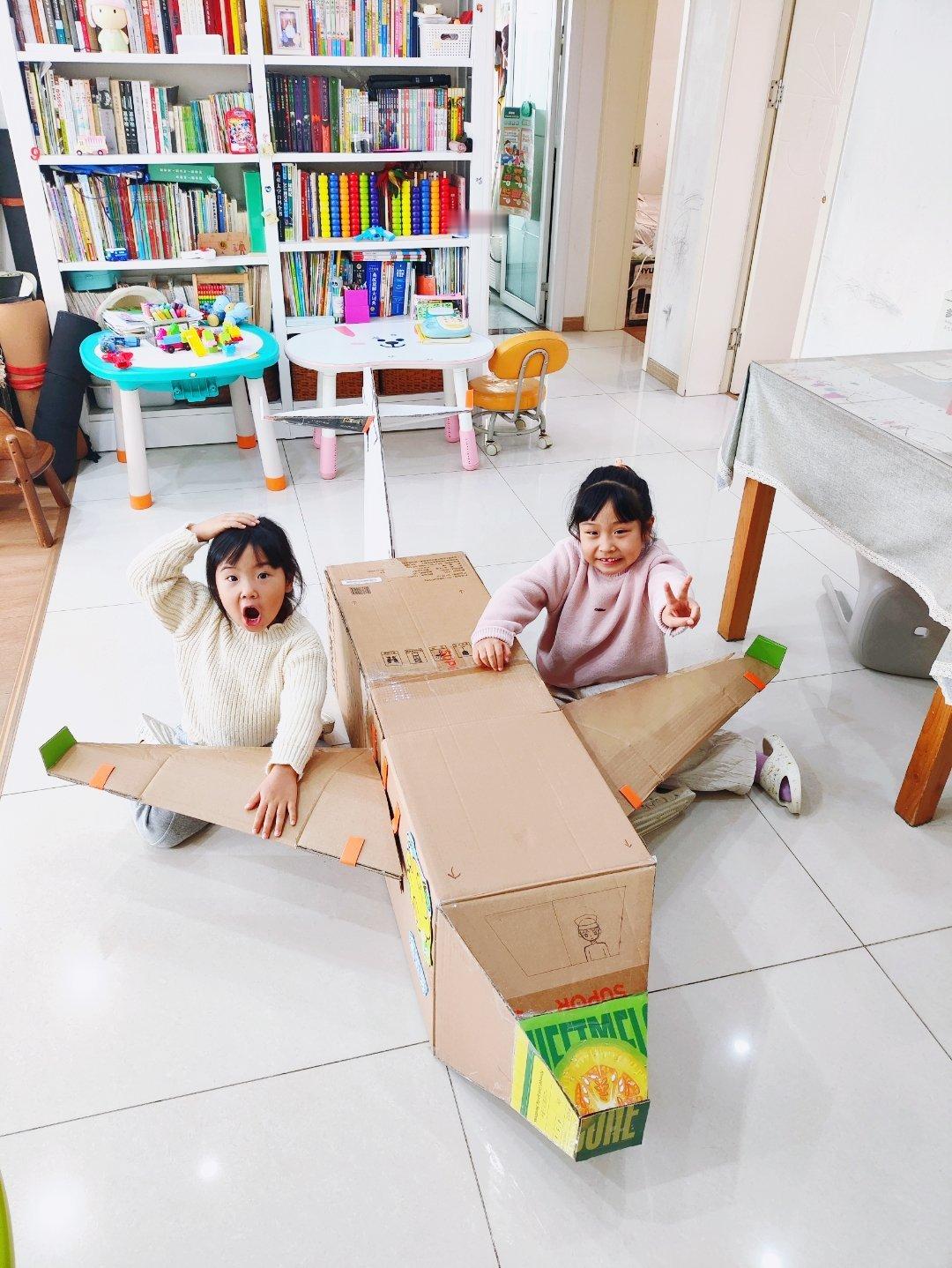 琦妙依二姐话剧的道具终于成型了，接下来交给姐姐上色