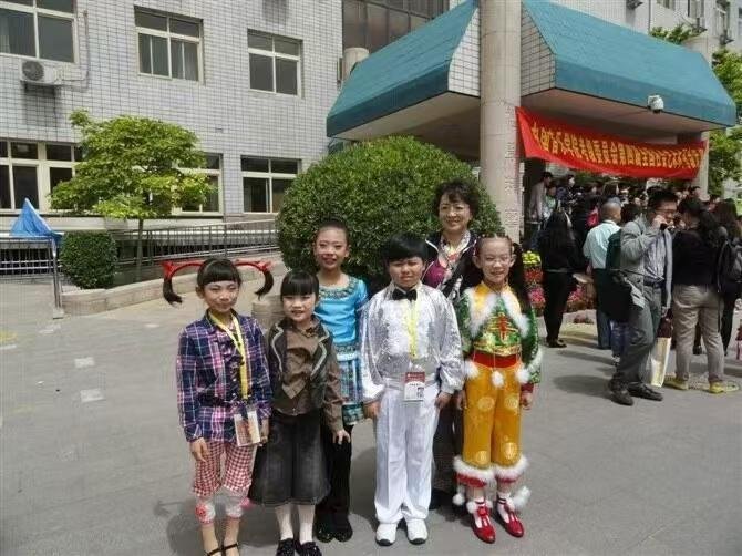 这雷霆大辫子哈哈哈哈哈 