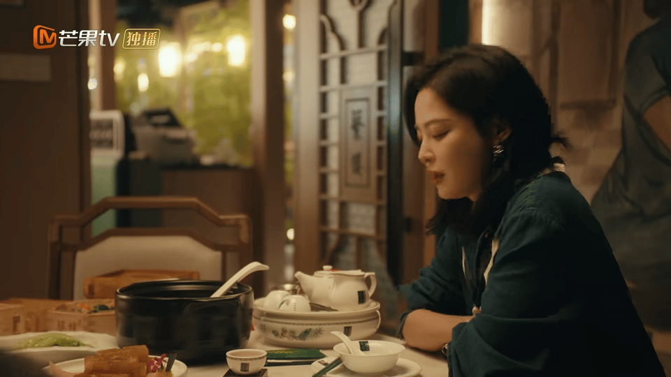 辛芷蕾哭戏眼里真有红血丝辛芷蕾哭戏眼里真的有红血丝，这段我真的太有代入感了一直带