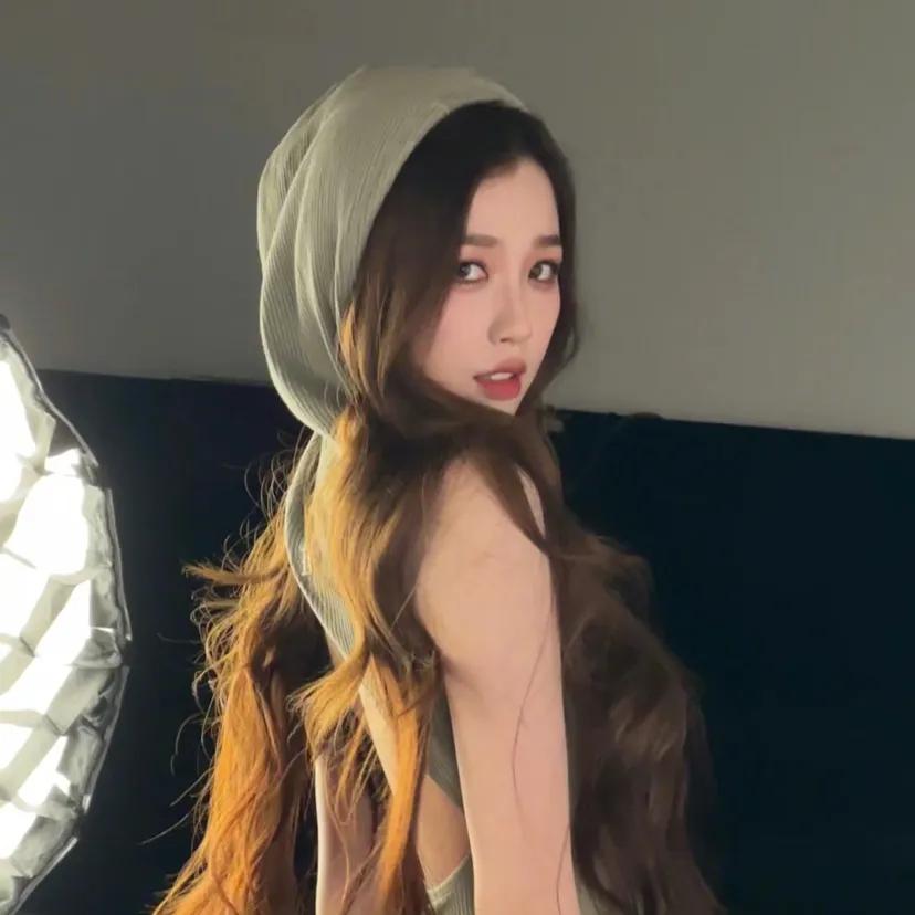 给做情人的女人一个爆炸性的扎心忠告、
你以他同事的身份和他有着“特殊”又不正当的