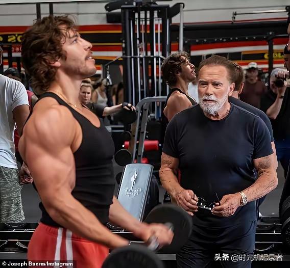 施瓦辛格当年和家里佣人发生关系，对不起妻子，保姆生的私生子约瑟夫，今年28岁，约