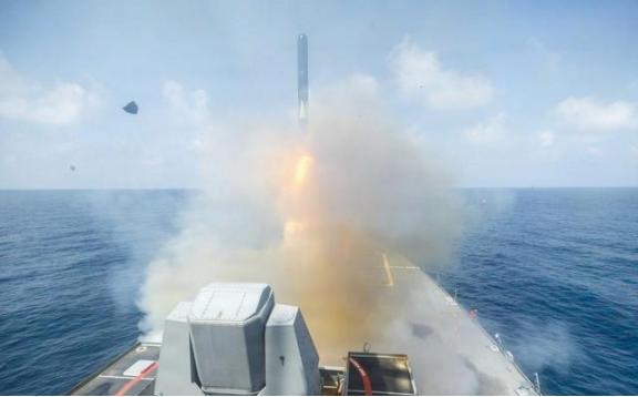 美国要打大仗了？此时的美国，表面安静，暗地里波涛汹涌。五角大楼一场人事上的骤变，