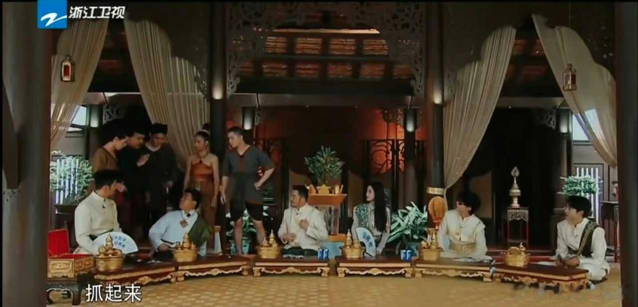 #跑男没有蔡徐坤##奔跑吧泰国篇没有蔡徐坤#  坤坤这波估计没以后了 ​​​