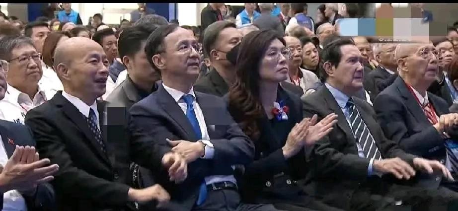 国民党全代会召开，郑丽文正式接任党主席！今天，国民党召开全代会，党内大佬济济一堂