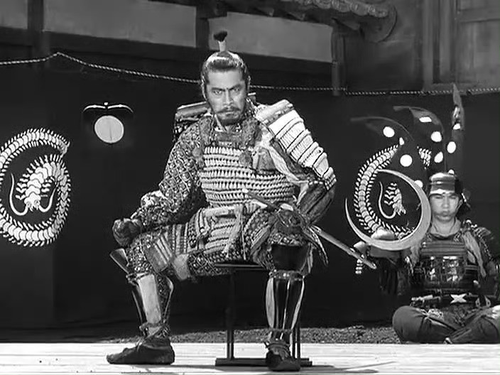 早安🌞“大人，如果你选择野心，那就坦诚地、残酷地去选择吧。”——《蜘蛛巢城》黑