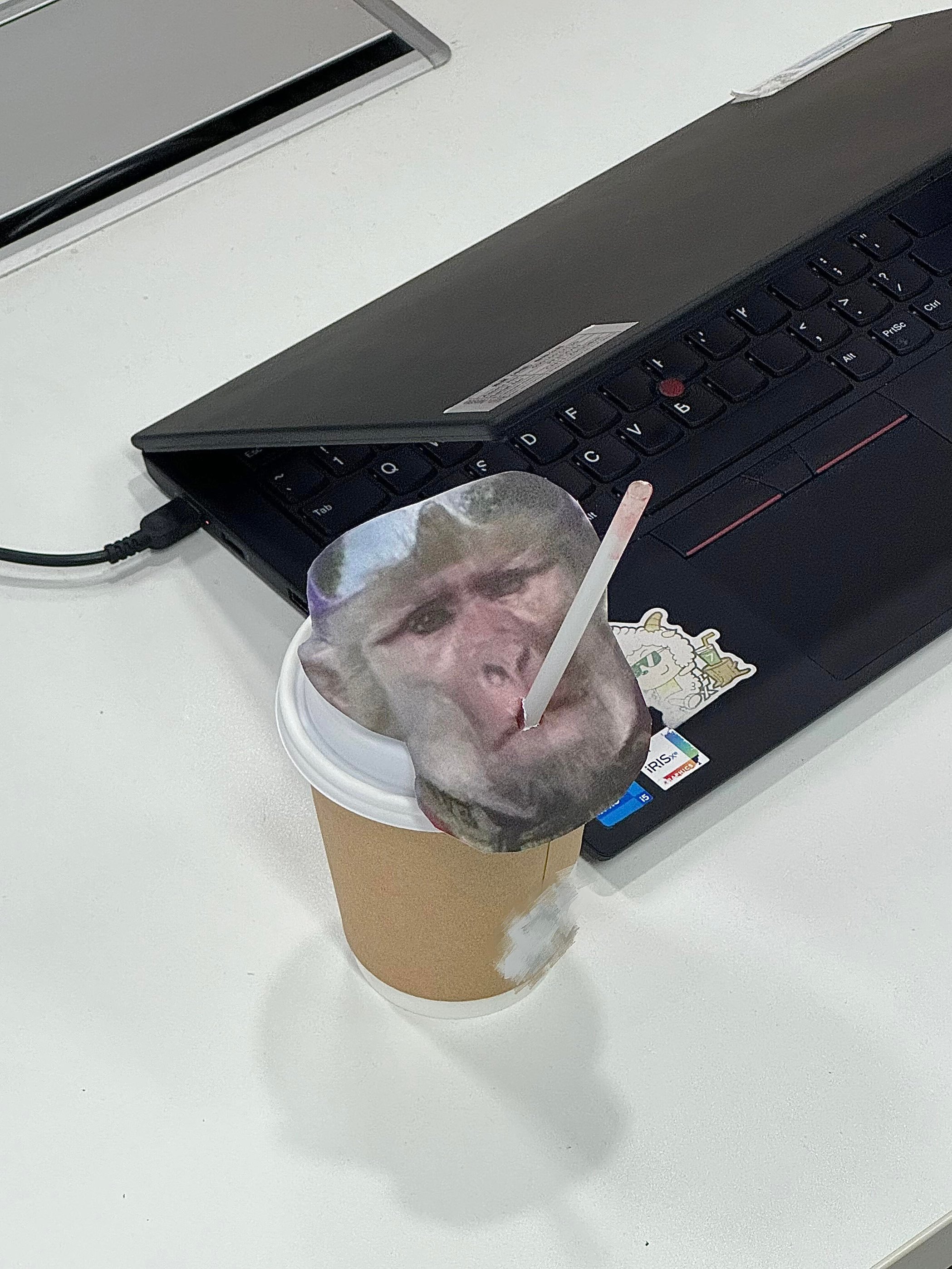 被同事戒奶茶的方式惊到了你们考虑过吗喽的感受吗？ 