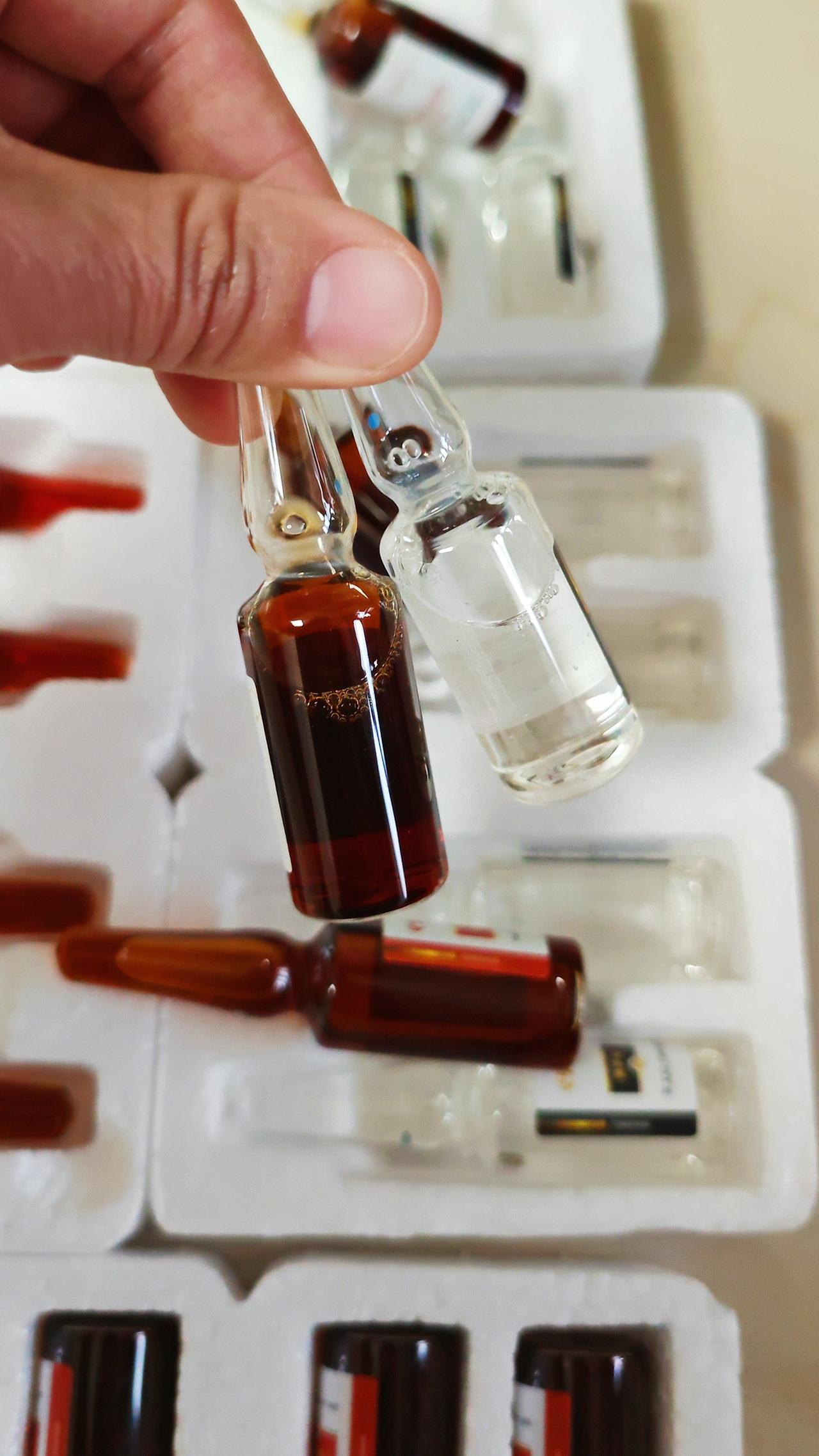 养羊人 农村养羊 牛羊养殖