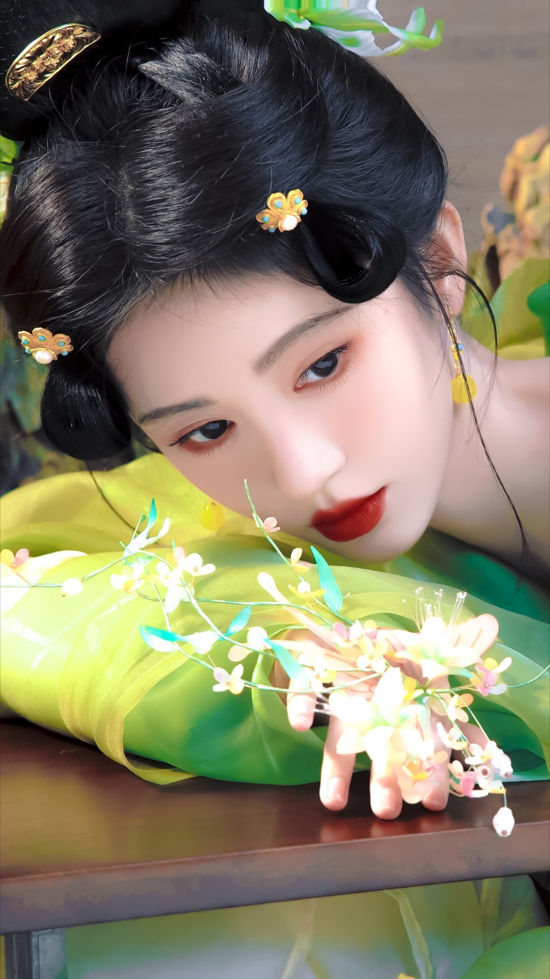 却醒来 作壁上观✨ ​​​