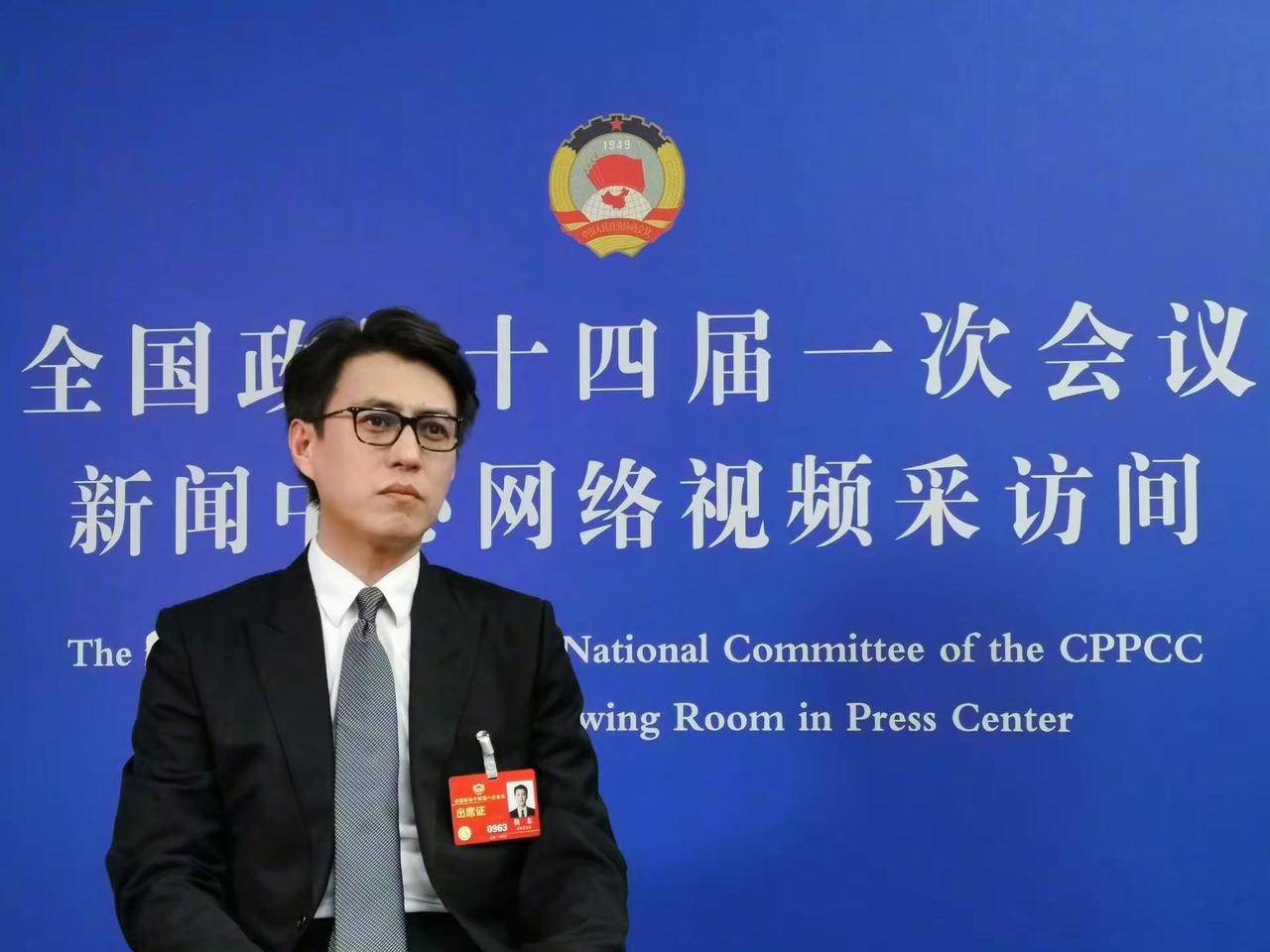 东东哥的日常。从我出发的地方到你住的地方有多远？靳东男神 靳东经典语录 靳东 靳