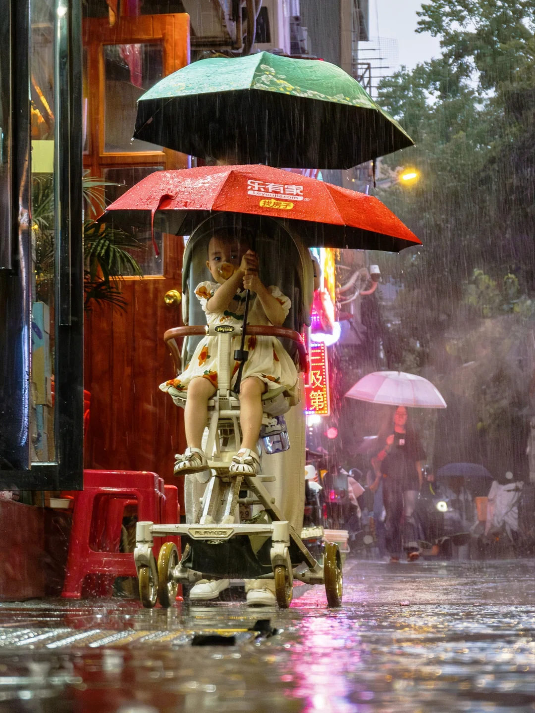 雨巷双伞