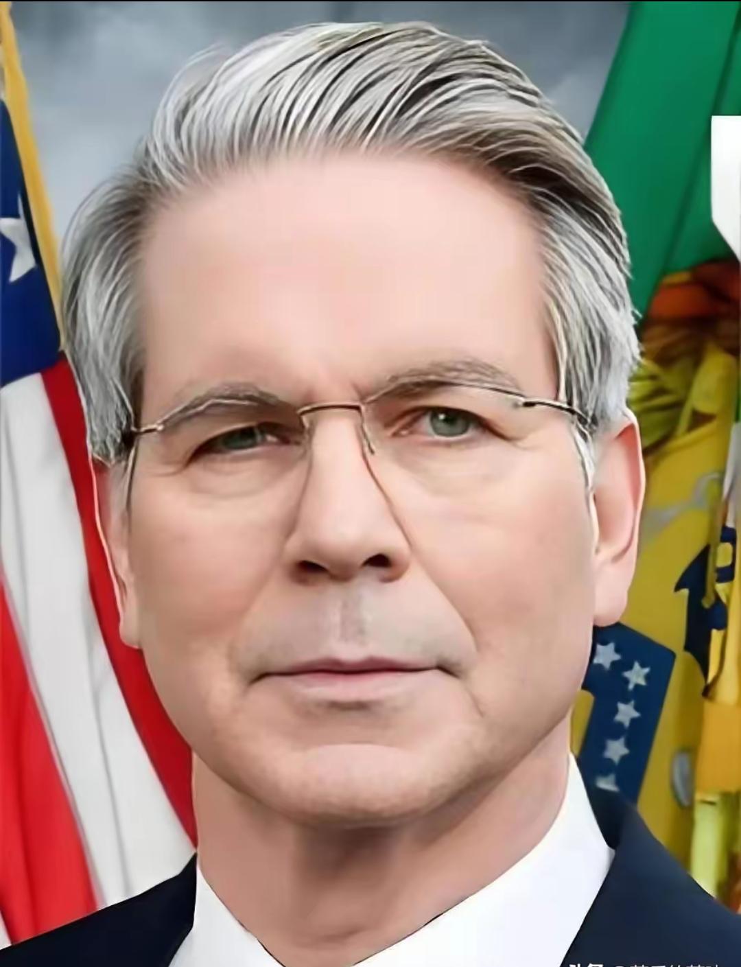 美国已经确认，世界可以让美国去称霸，但中国不在美国的世界范围内。贝森特表示，中国