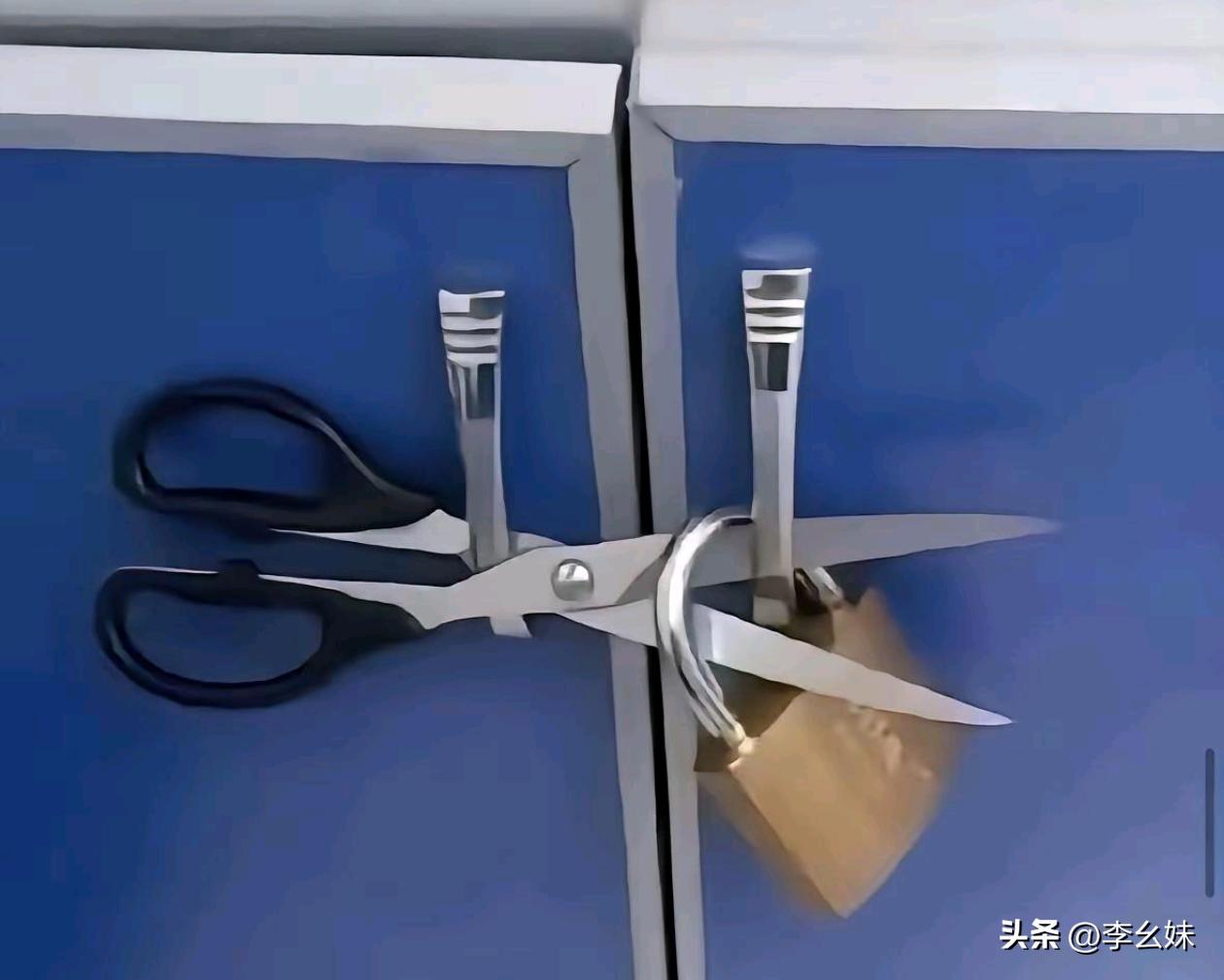 这个锁怎么解开，有没有高手来解一下？