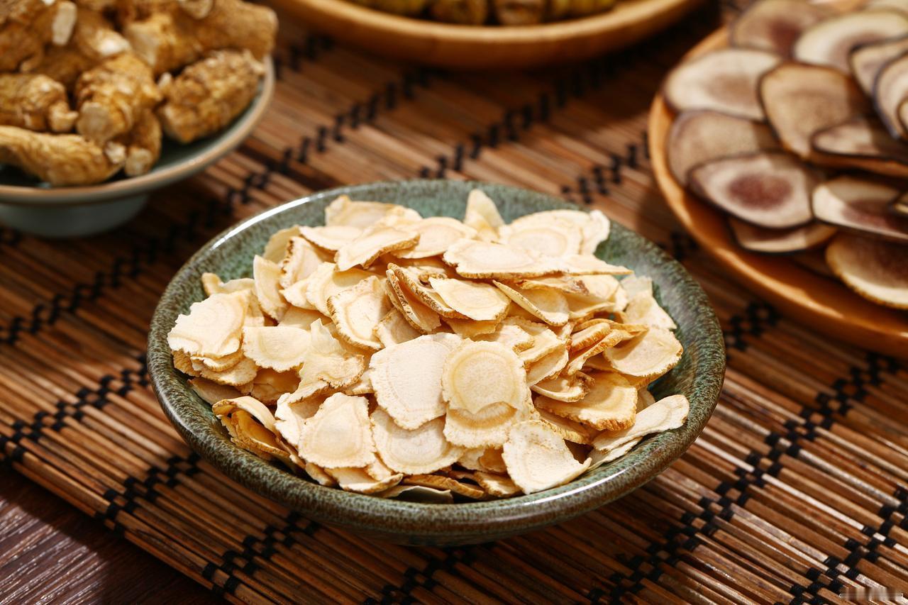 感染HPV 的人，身体会出现3个“求救信号”，出现1个就要警惕了！

门诊上，很