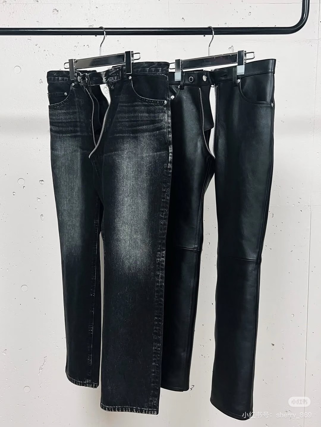 那个，我有一个问题哈，硌不硌啊？里面也没层布 