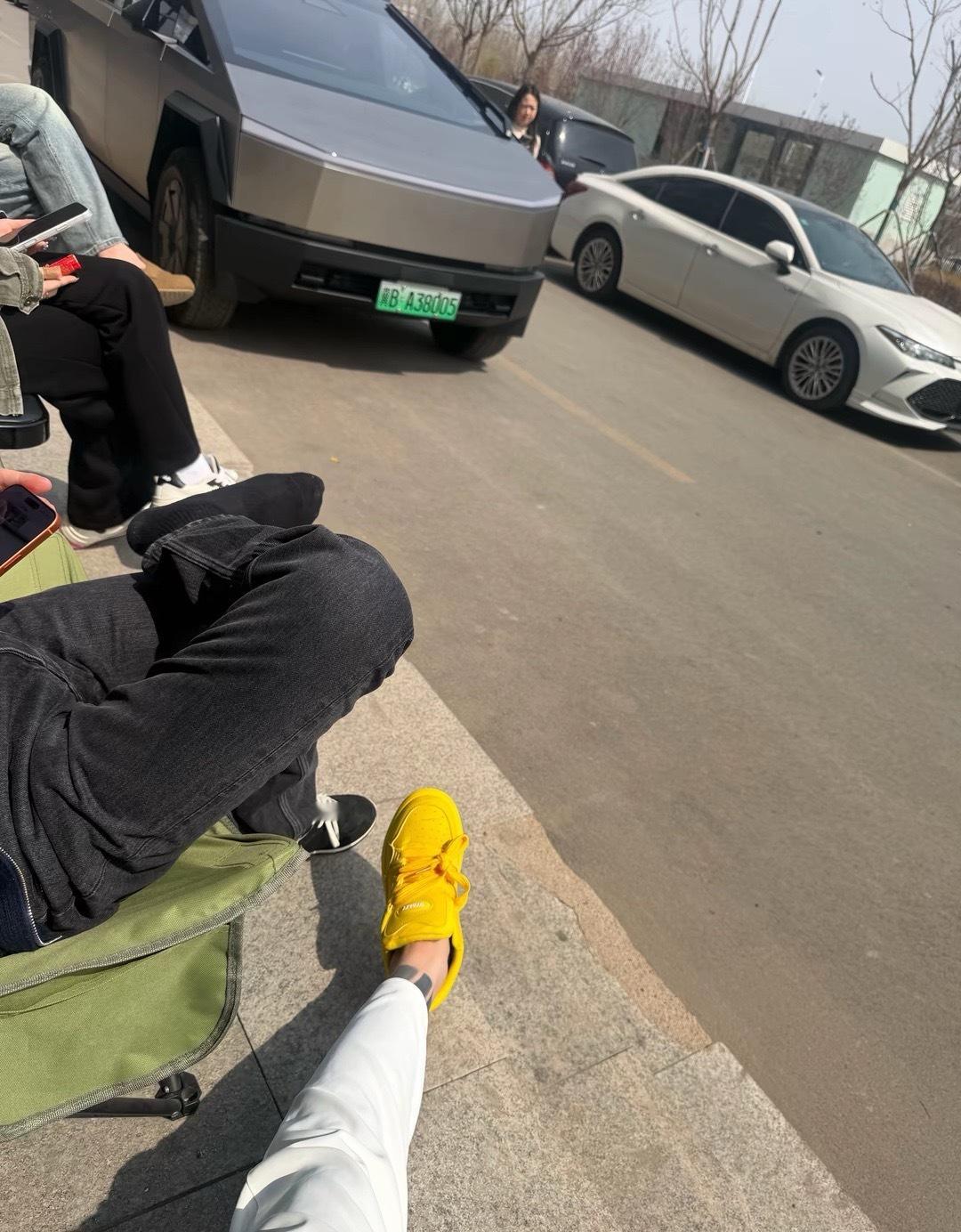 高忆晨发文：我从来不是忘恩负义的人，只是现在能力有限暂无力回报那些在我最难时雪中