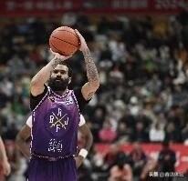 里勒36分，北控逆转山东，收获赛季开门红

在今晚刚刚结束的本赛季CBA常规赛首