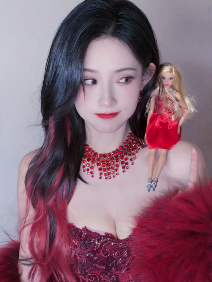 孟子义美貌无需多言