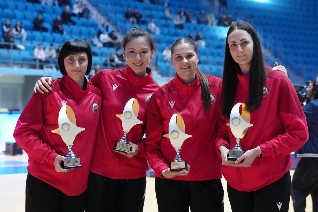 缪伊雯获哈萨克斯坦联赛最佳主攻

缪伊雯效力的哈萨克斯坦热蒂苏女排，在联赛决赛中