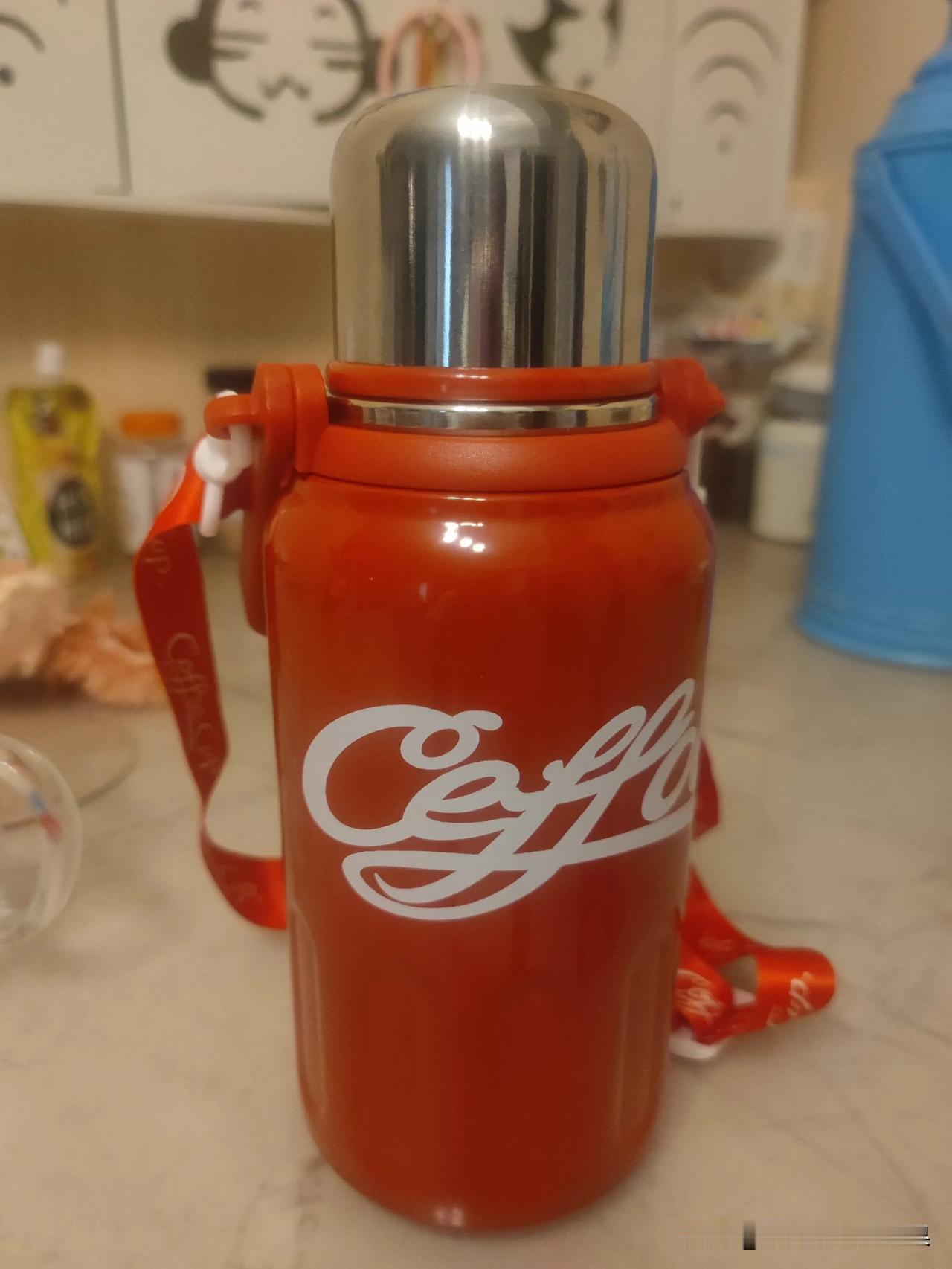 姨妈巾应该是每个女生必不可少的必需品了

前一段时间刷视频的时候刷到高洁丝家的直