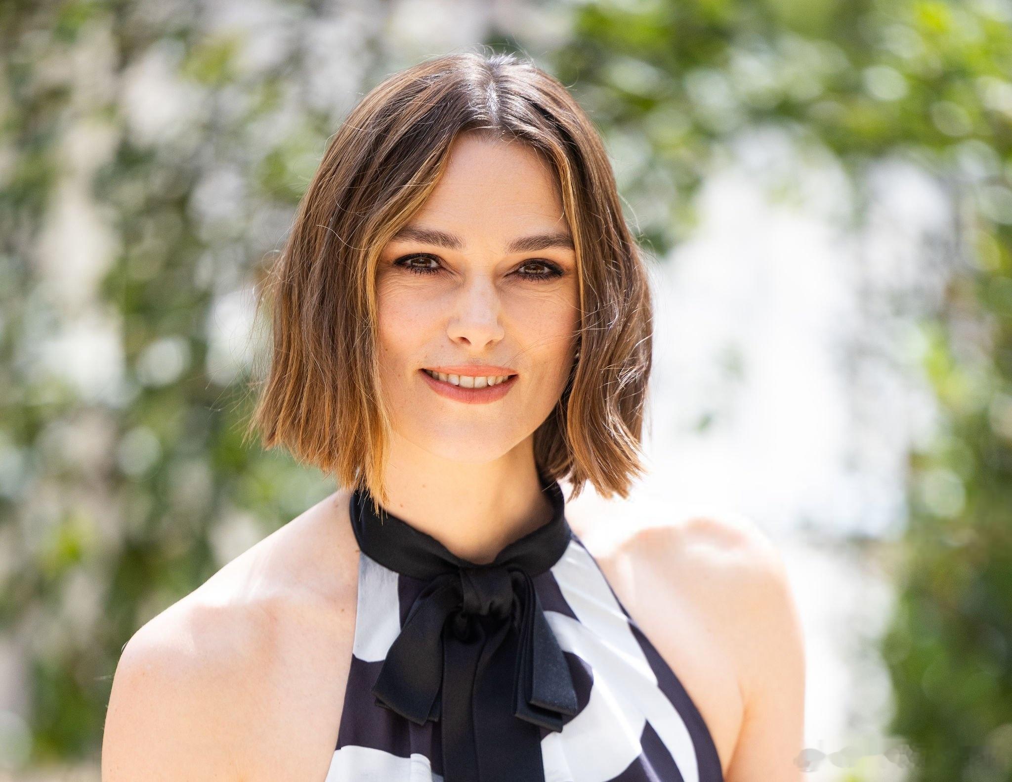 Keira Knightley凯拉奈特莉和老公James Righton詹姆斯莱