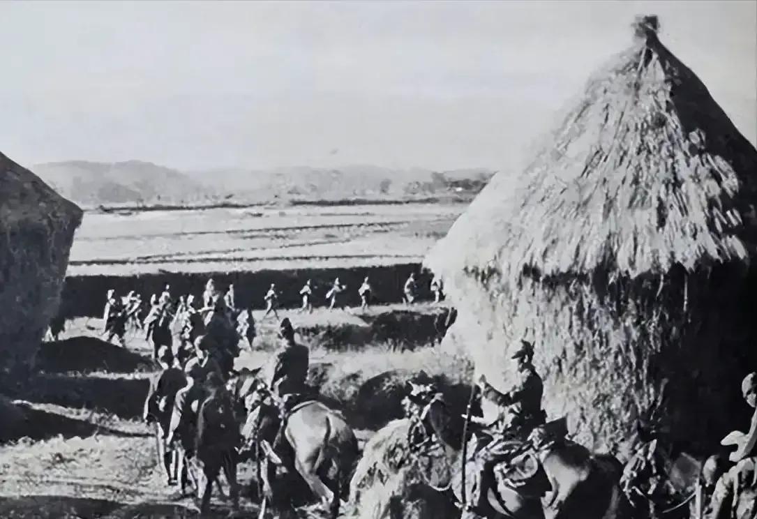 1941年，女战士王金英在老乡家养病，却被汉奸邻居告密，日军很快包围了老乡家，可