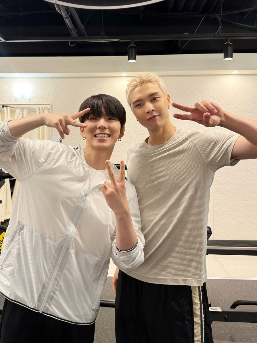 260715 官X更新 基贤相关[📸]260715 쟌소리 