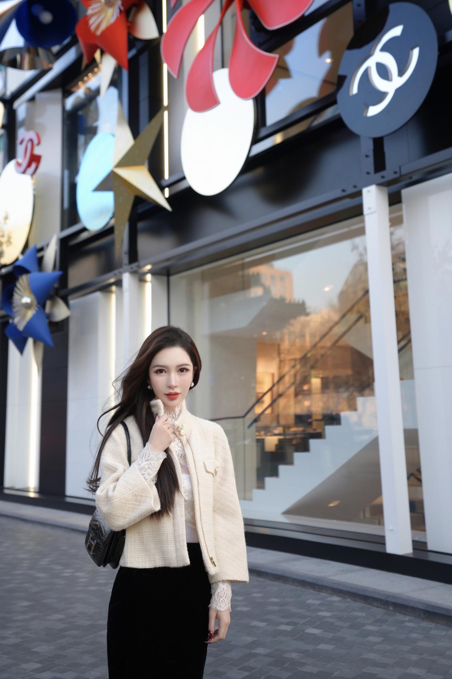 岁月，从来都是最美的信笺，那用心描绘的画卷，不是惊鸿的片段，也不是烟色...