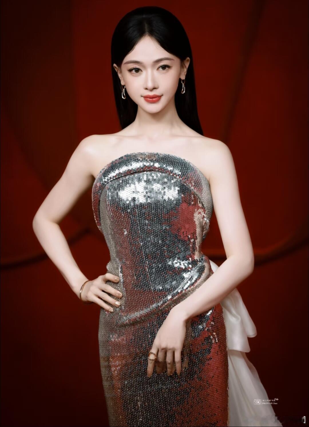 已成为吴谨言采访粉 彻底迷上吴谨言的采访了！她真的超通透。说到扛剧，她说尽力选好